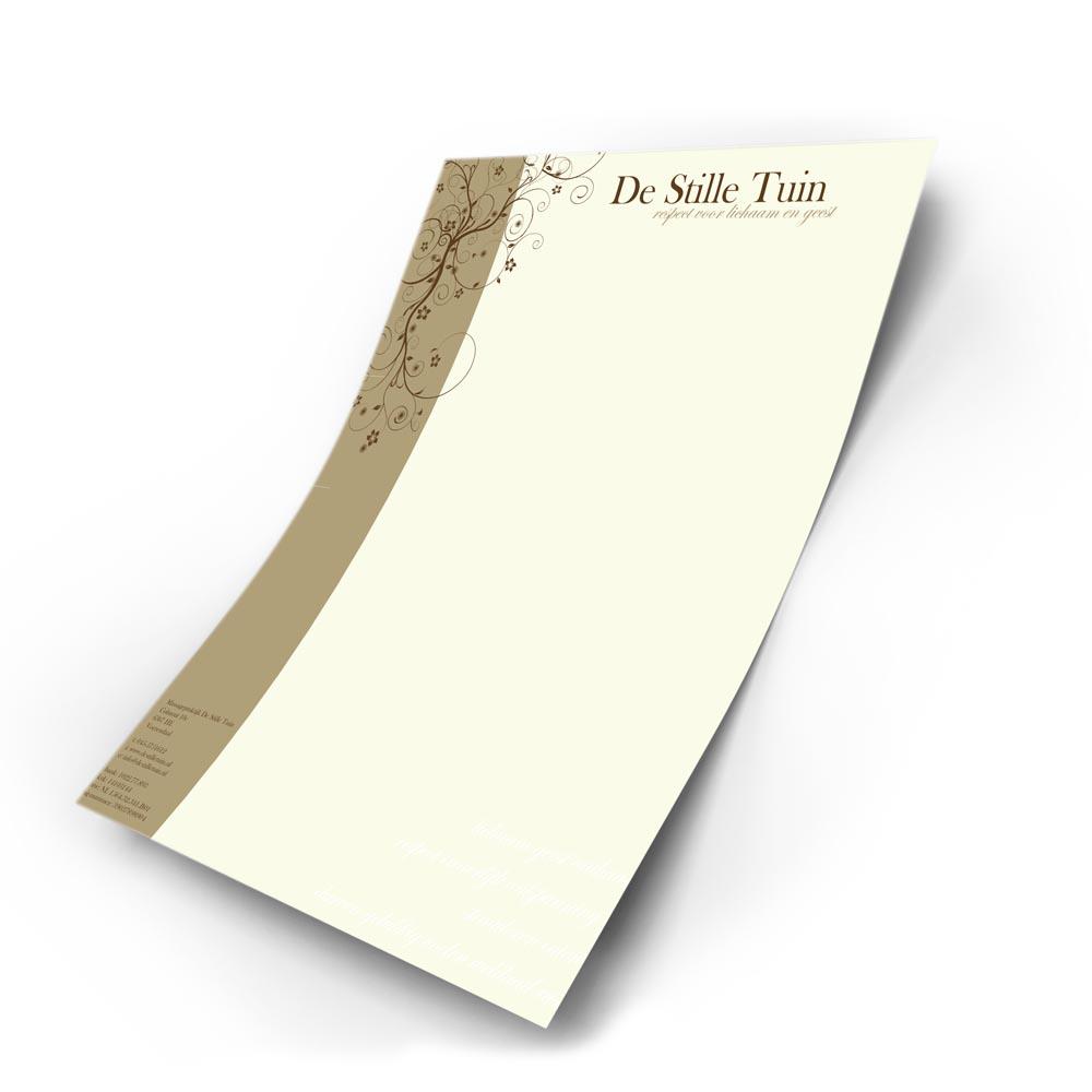Briefpapier: Een huisstijl volledig gebaseerd op de oase van rust die De Stille Tuin kan bieden.